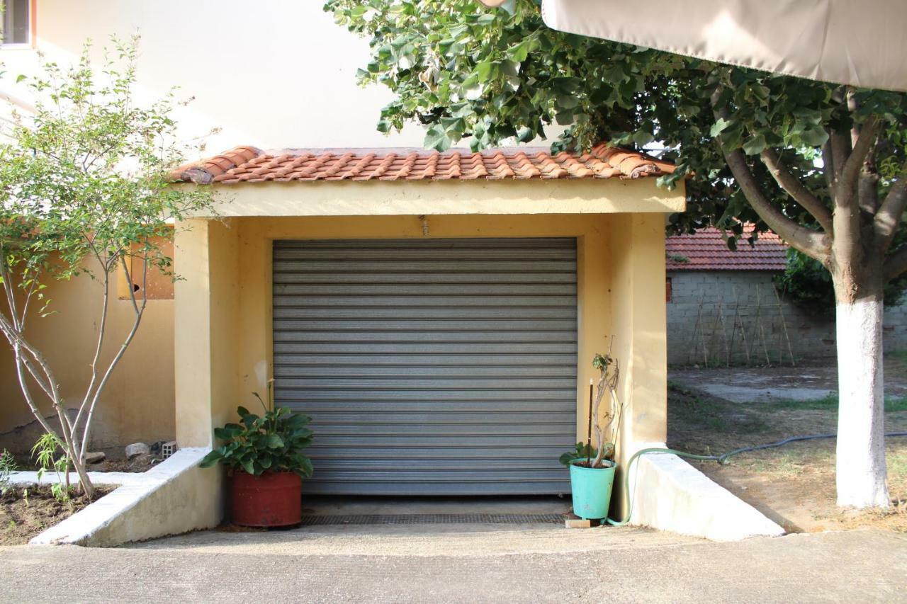 Maria'S Guesthouse Keramoti  Bagian luar foto