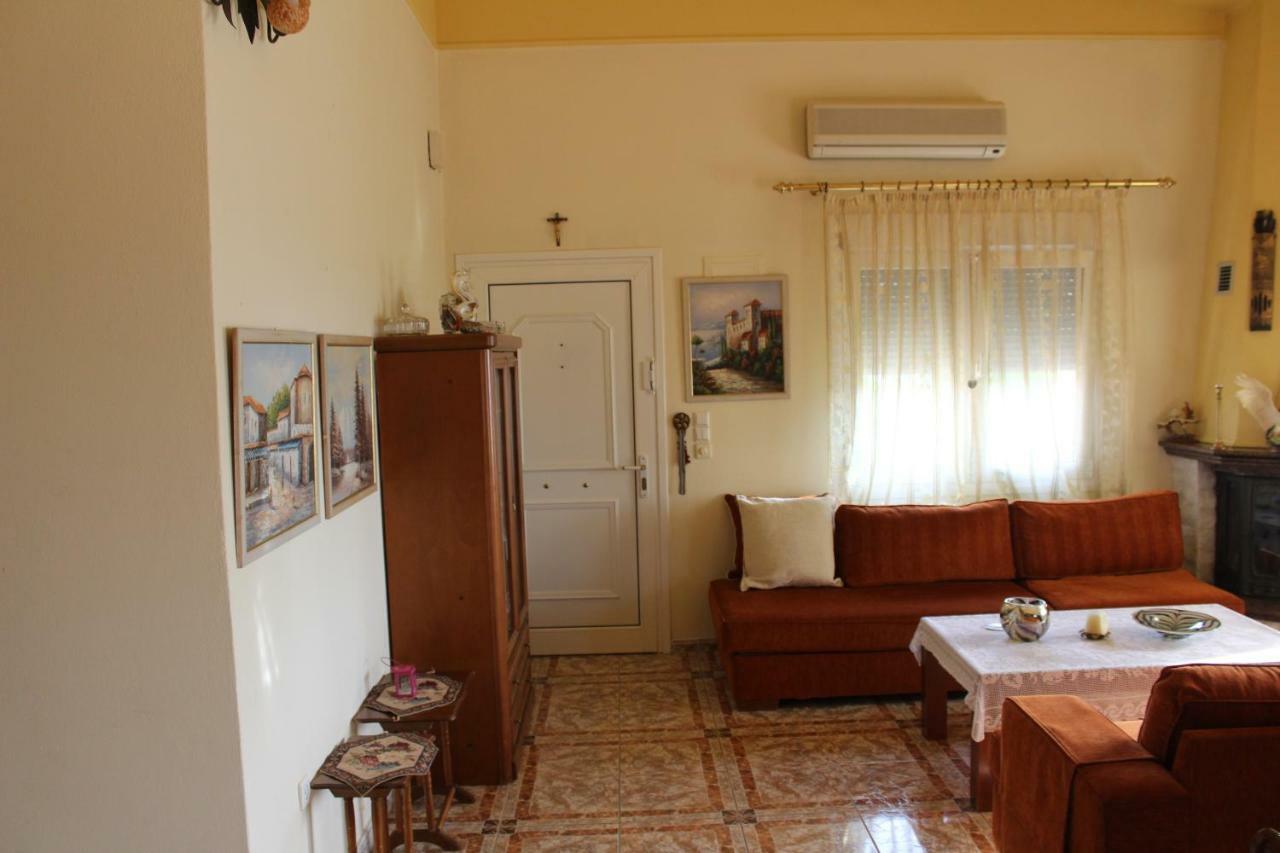 Maria'S Guesthouse Keramoti  Bagian luar foto