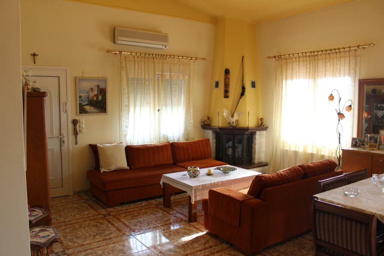 Maria'S Guesthouse Keramoti  Bagian luar foto