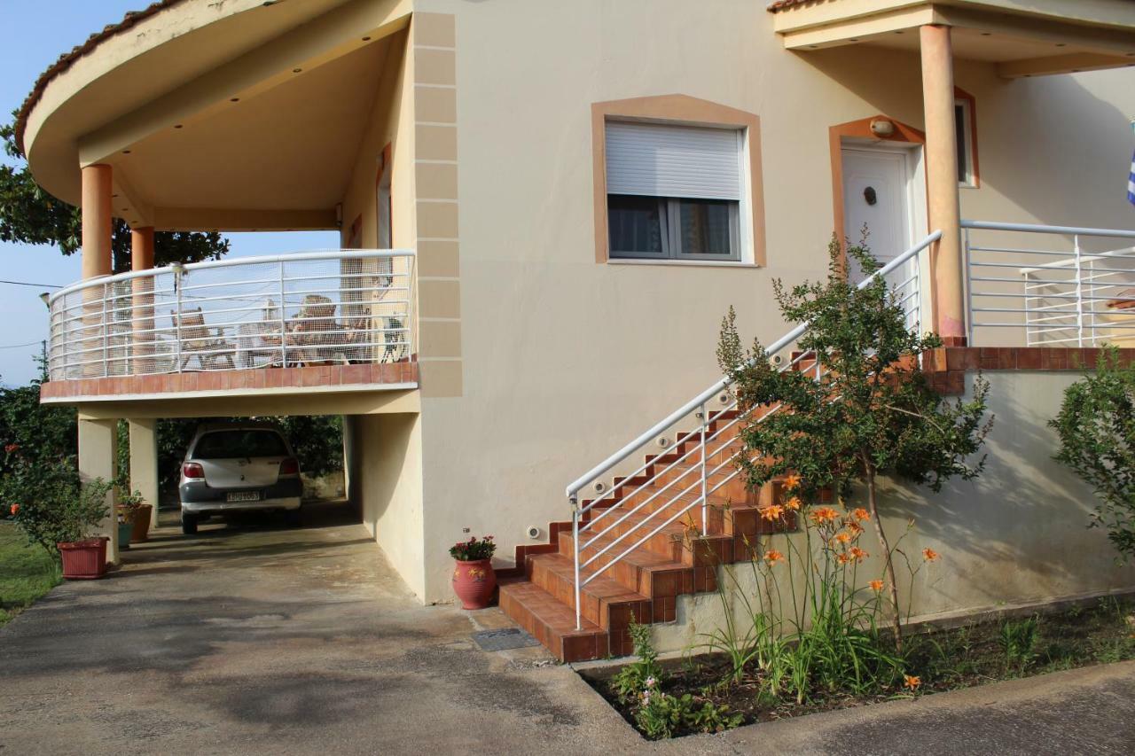 Maria'S Guesthouse Keramoti  Bagian luar foto